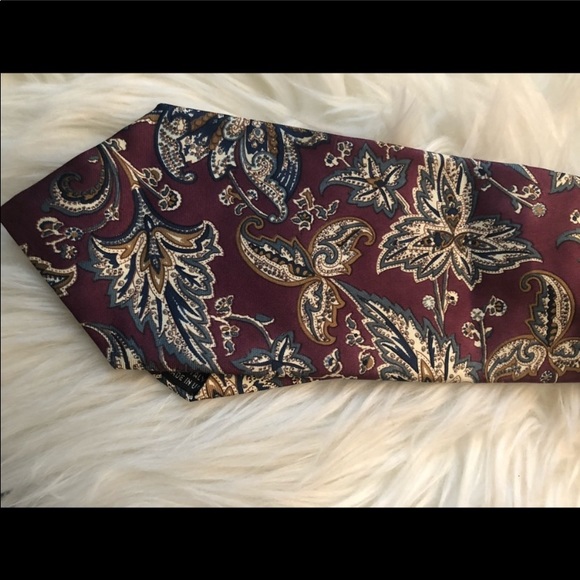- Christian Dior MONSIEUR PAISLEY SILK TIE 
ALL SILK - Picture 9 of 9